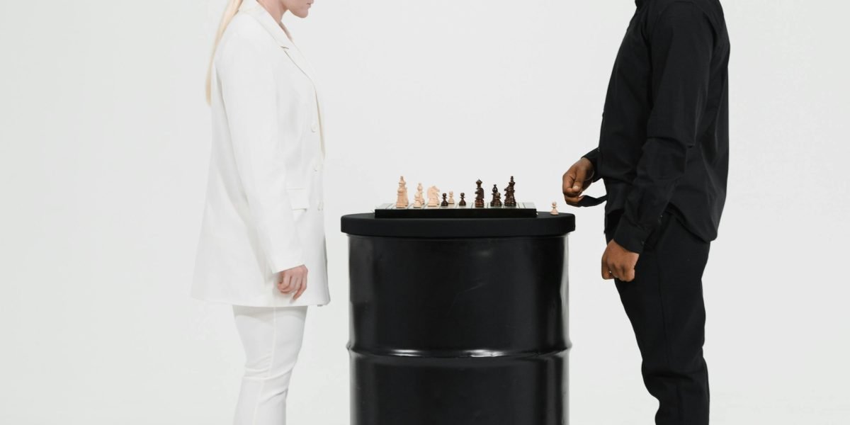 This article explains why two-player online games are a powerful, science-backed way to train the brain by combining cognitive challenge with social motivation....
