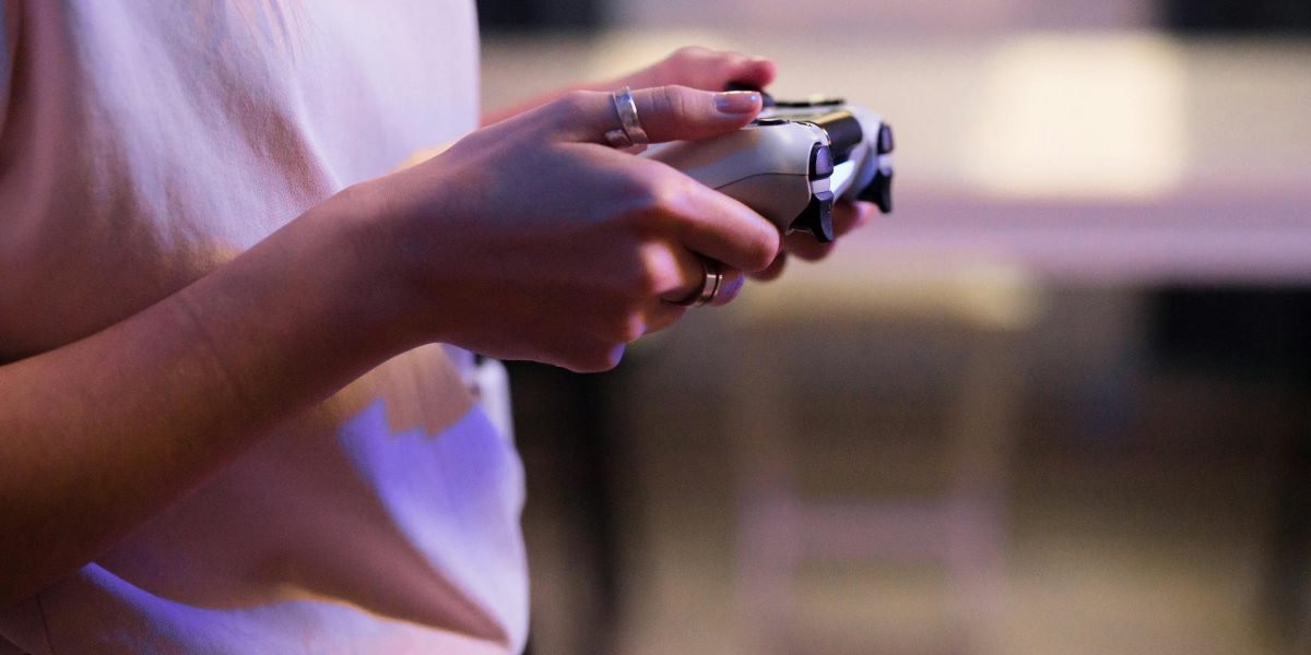This article shows how thoughtfully chosen games can train your brain while staying fun, covering tools from dual n‑back and crossword puzzles to chess, languag...