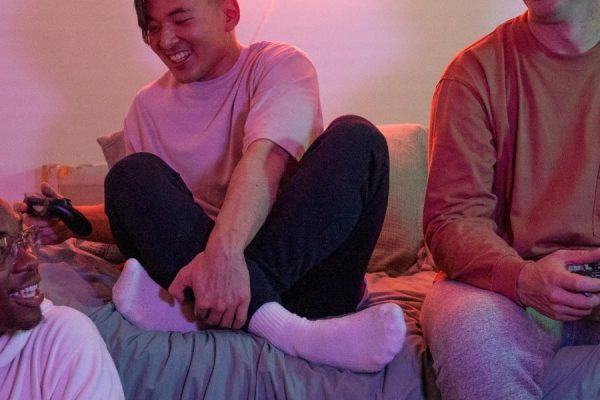 This article explains how free online multiplayer trivia and social-deduction games can sharpen memory, improve attention, and make learning more enjoyable. It...