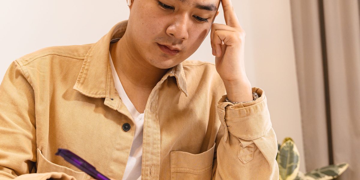A person deeply focused, symbolizing the potential for cognitive improvement and learning that brain games offer.